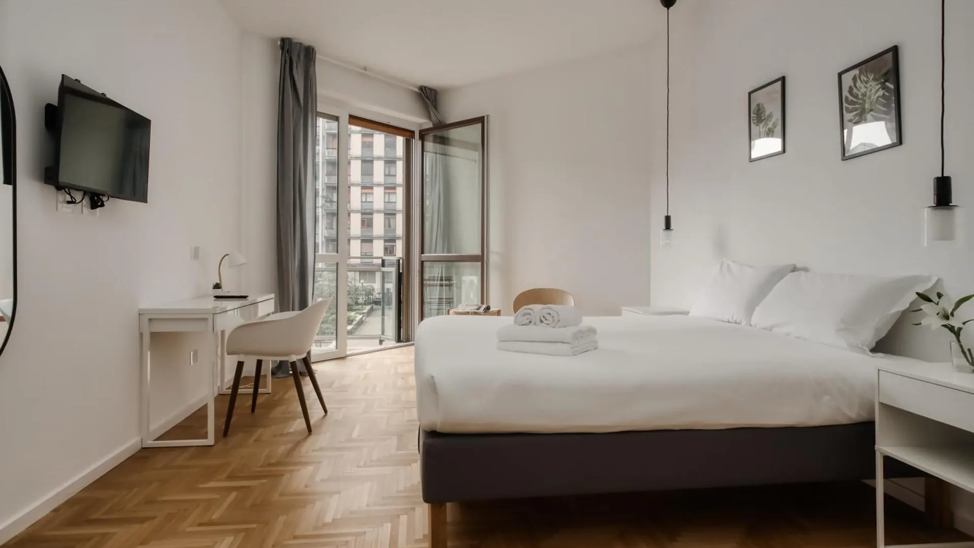 Joivy Beautiful And Modern Apartment With 2 Balconies Milan