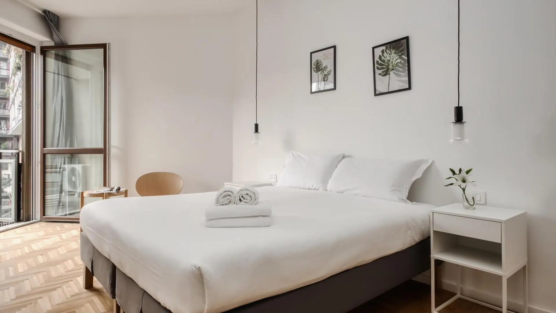 Joivy Beautiful And Modern Apartment With 2 Balconies Milan