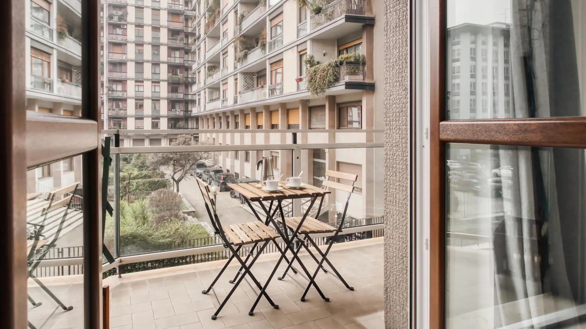 Joivy Beautiful And Modern Apartment With 2 Balconies Milan 0*,  Italy