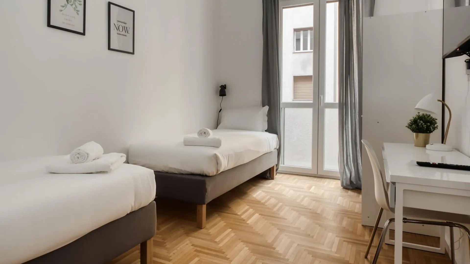Joivy Beautiful And Modern Apartment With 2 Balconies Milan